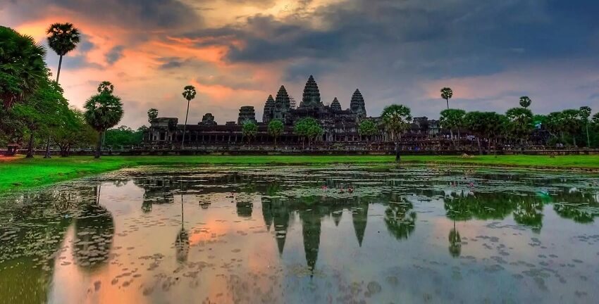 Les temples d'Angkor à l'aube