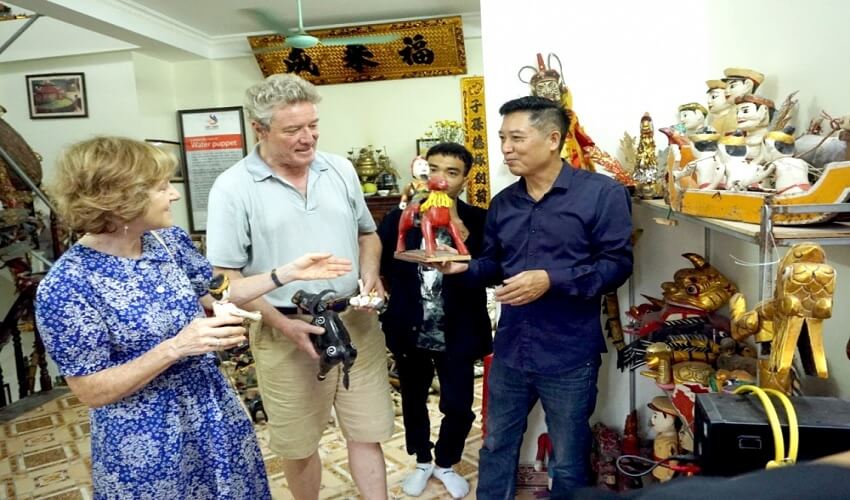 Monsieur Liem et ses marionettes