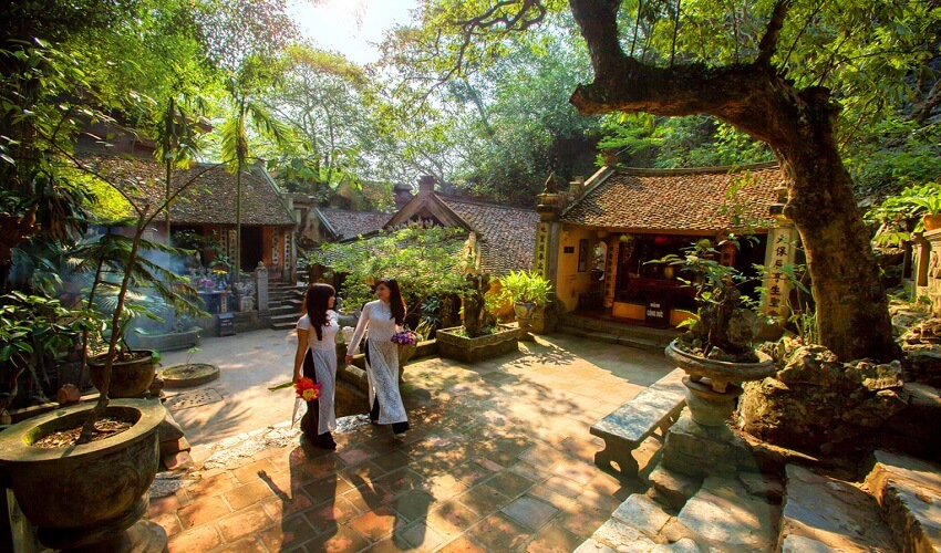 Temple Cao à Chua Thay