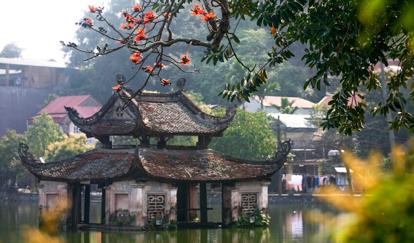 Thuy Dinh Temple d'eau de la pagode Thay