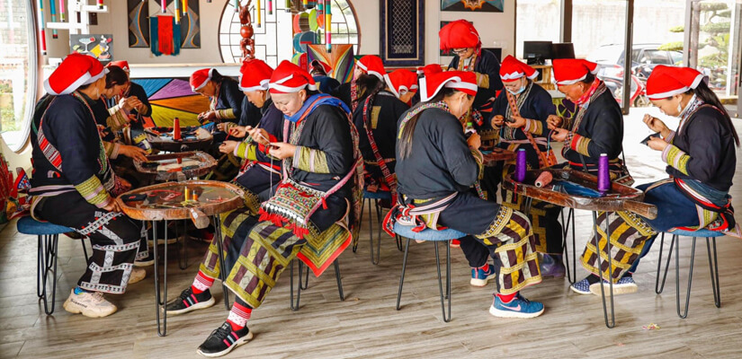 La broderie est le métier le plus populaire chez H'Mong