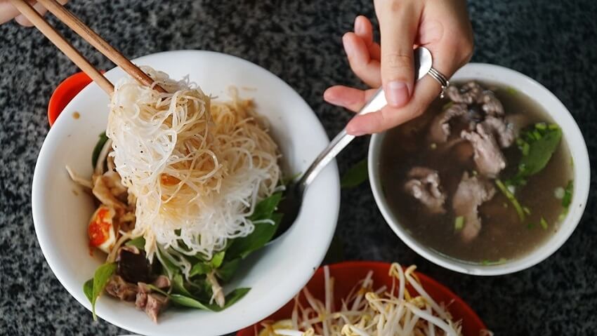 Pho sans bouillon de Gia Lai