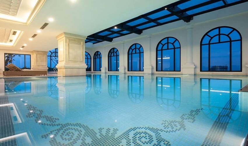 Piscine quatre saisons Melia Vinpearl