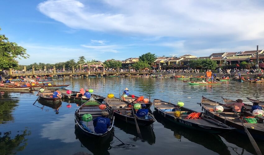 Combinez votre circuit culinaire avec une balade en bateau