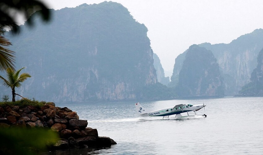 Voyager à Halong en hydravion