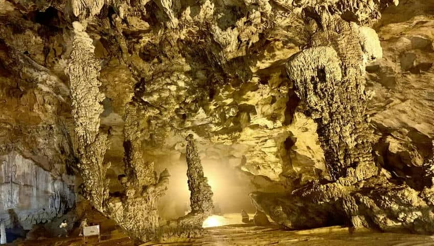 La_grotte_de_Nguom_Ngao