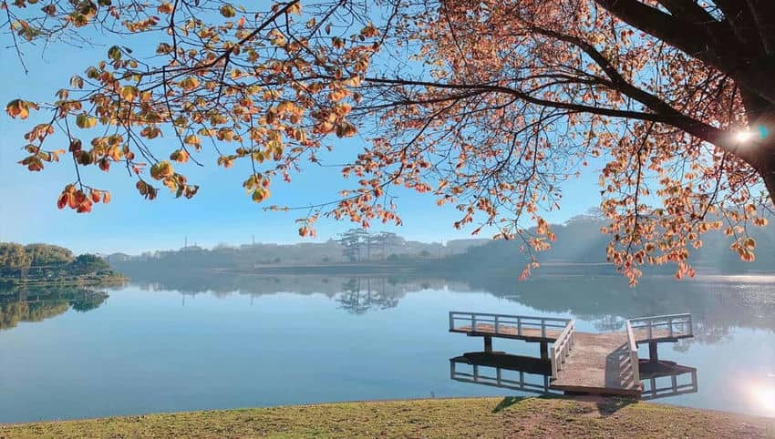 Le_lac_de_Xuan_Huong