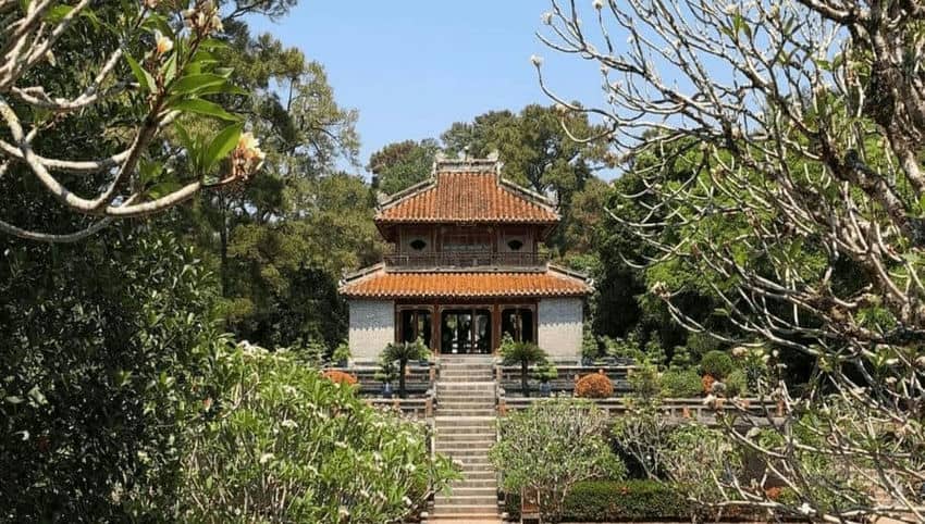 Le_tombeau_de_l'Empereur_Minh_Mang